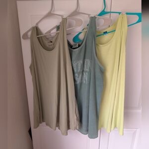 Women's Tank Tops - Set of 3